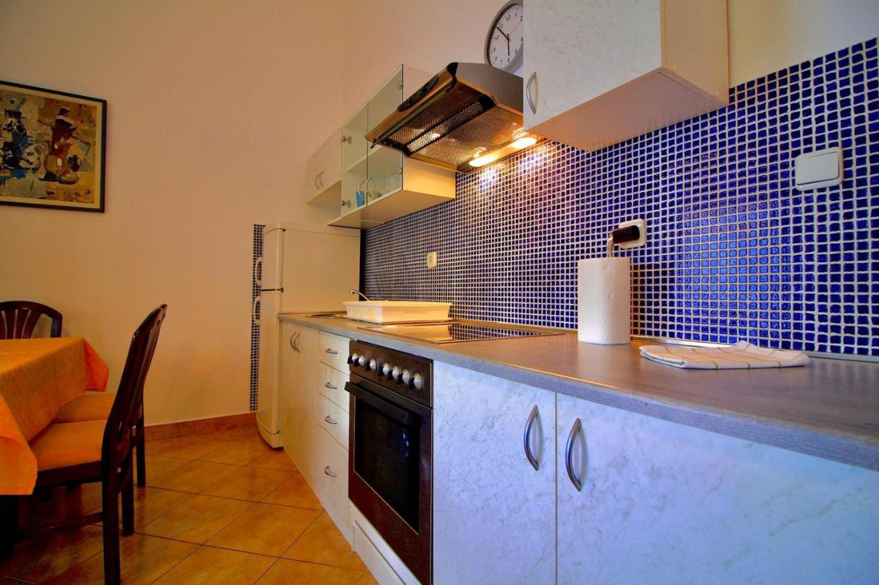 Apartman Maja Pjescana Pjescana Uvala Kültér fotó